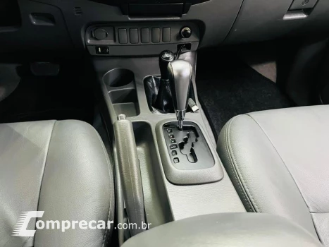 HILUX CD4X4 SRV