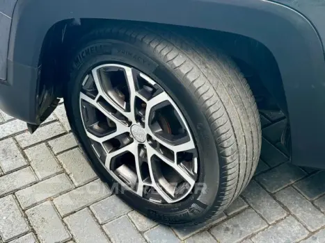 RENEGADE - 1.3 T270 TURBO LONGITUDE AT6