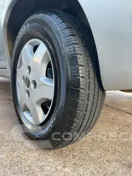 CELTA 1.0 MPFI Life 8V