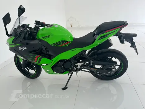 NINJA 400