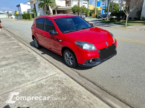 SANDERO 1.6 GT Line Limited
