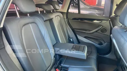 BMW X1 2.0 16V TURBO SDRIVE20I 4P