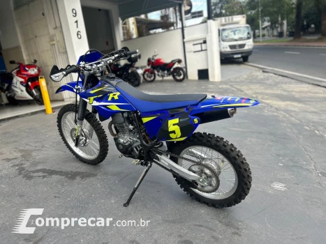 Tt-R 230