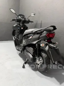 RAY ZR 125 CBS