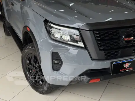 Frontier 2.3 16V PRO4X CABINE DUPLA 4X4 BI-TURBO DIESEL AUTO