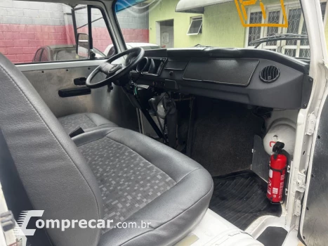 Kombi 1.4 FLEX STD 9 LUGARES
