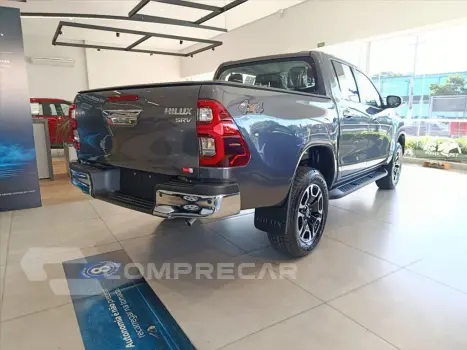 HILUX 2.8 D-4D TURBO DIESEL CD SRV 4X4 AUTOMÁTICO