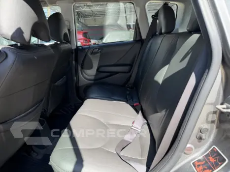 FIT - 1.4 LXL 8V 4P AUTOMÁTICO