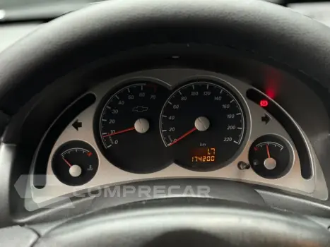 CORSA 1.4 MPFI PREMIUM SEDAN 8V FLEX 4P MANUAL