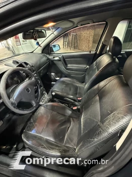 ASTRA 2.0 MPFI Advantage 8V