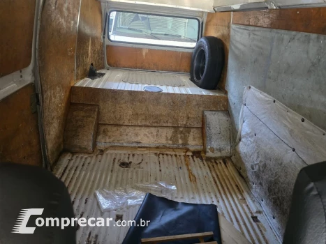 Kombi Furgão 1.4 Mi Total Flex 8V
