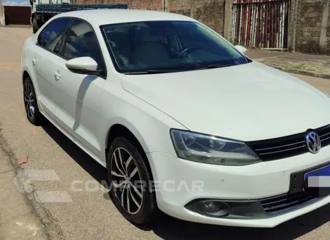 Jetta 2.0 4P FLEX COMFORTLINE TIPTRONIC AUTOMÁTICO