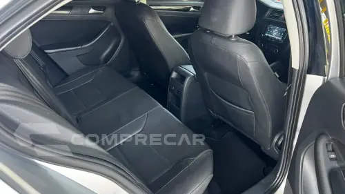 Jetta 2.0 4P FLEX AUTOMÁTICO
