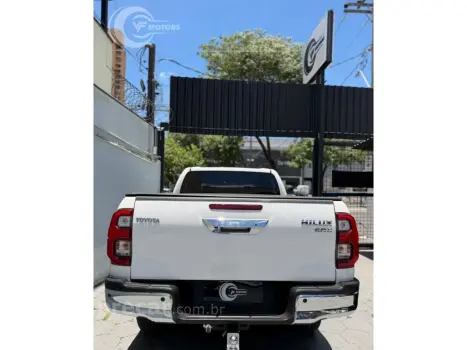 HILUX 2.8 D-4D TURBO DIESEL CD SRX 4X4 AUTOMÁTICO