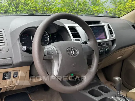 HILUX SW4 2.7 SR 4X2 16V