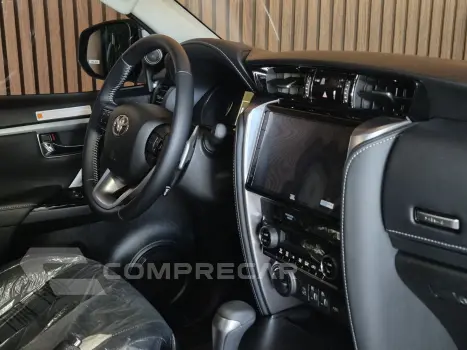 HILUX SW4 2.8 D-4d Turbo SRX Platinum 4X4