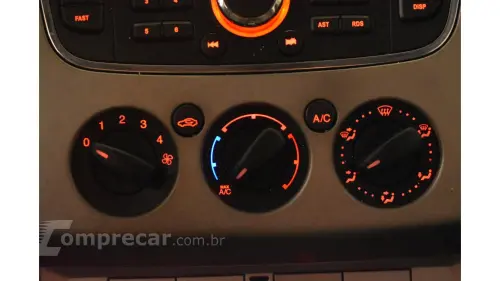 FOCUS HATCH - 1.6 GLX 16V 4P MANUAL