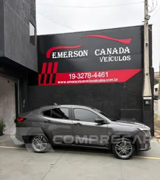 Fiat FASTBACK 1.0 Turbo 200 4 portas
