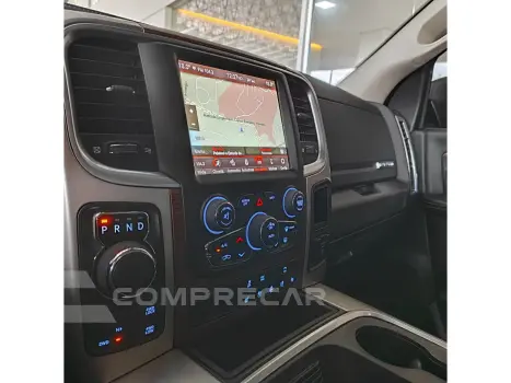 CLASSIC 5.7 V8 GASOLINA LARAMIE NIGHT EDITION CD 4X4 AUTOMÁT