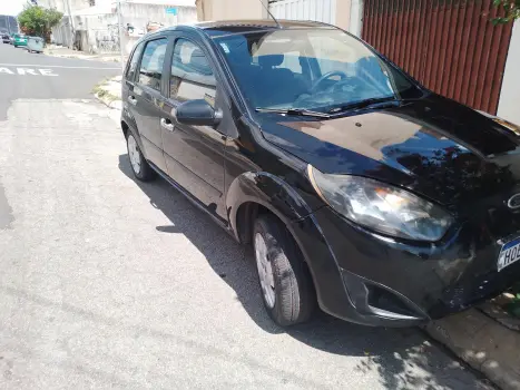 FORD FIESTA 1.0 MPI 8V 4 portas