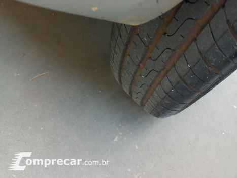 CELTA 1.0 MPFI LT 8V