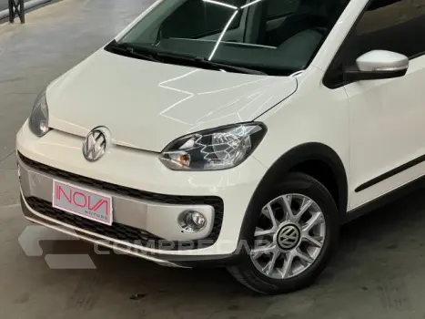 CROSS UP - 1.0 TSI 12V 4P MANUAL