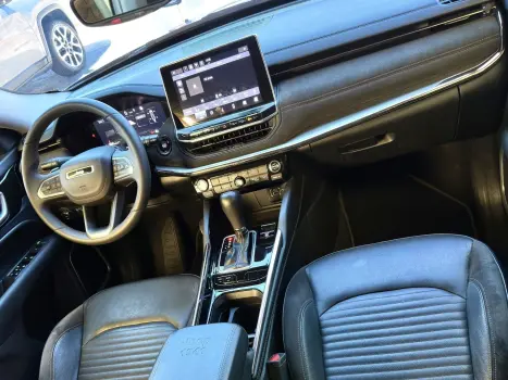 COMMANDER 1.3 T270 TURBO FLEX LIMITED AT6