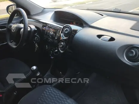 Etios Cross 1.5 16V 4P