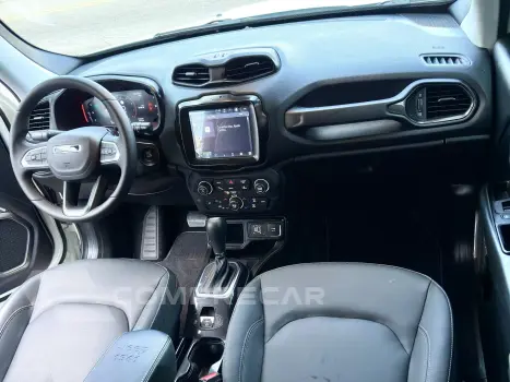 RENEGADE 1.3 T270 TURBO FLEX LONGITUDE AT6