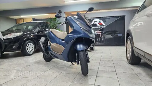 PCX 160 DLX
