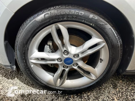 FOCUS 2.0 SE Sedan 16V