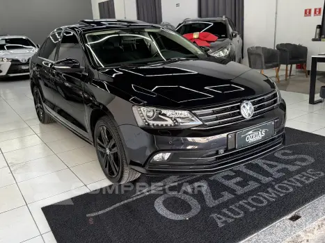 Volkswagen JETTA 2.0 TSI Highline 4 portas