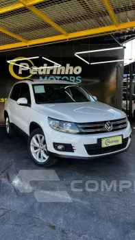 Volkswagen Tiguan 1.4 16V 4P TSI TURBO DSG AUTOMÁTICO 4 portas