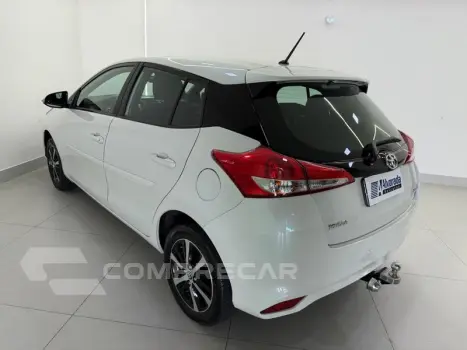 YARIS HB XL 13 AT