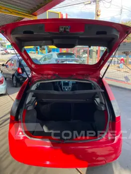 FIESTA 1.6 MPI Class Hatch 8V