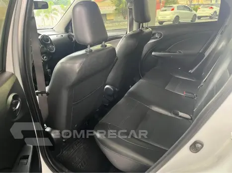 ETIOS SEDAN PLATINUM