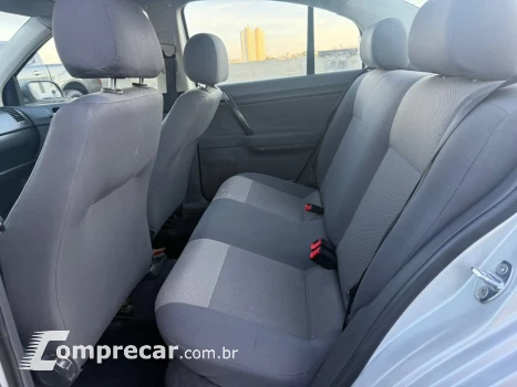 POLO SEDAN 1.6 8V
