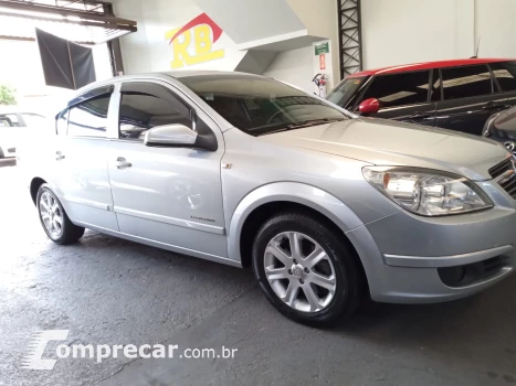 VECTRA 2.0 MPFI Expression 8V