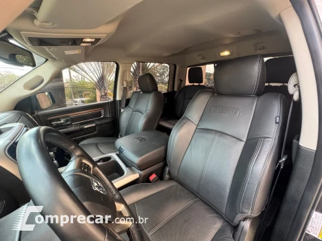RAM 5.7 1500 Laramie 4X4 CD V8