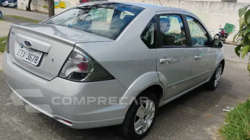 Fiesta sedã  1.6