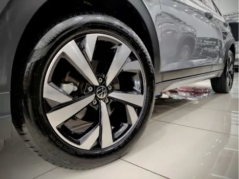 NIVUS 1.0 200 TSI TOTAL FLEX HIGHLINE AUTOMÁTICO