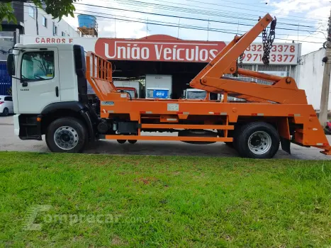 Constellation 14.190 + Poliguindaste 2 Caçambas