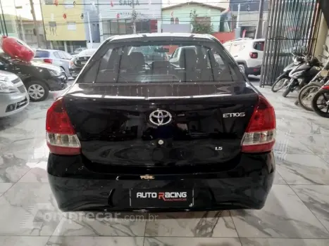 ETIOS SEDAN