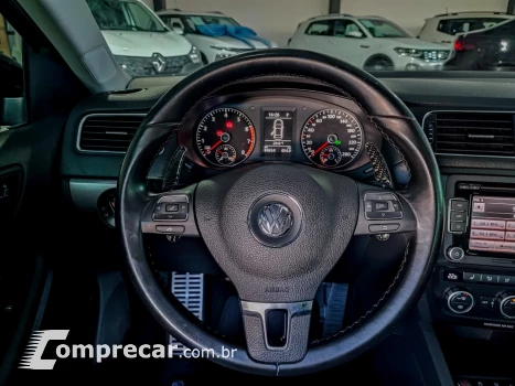 JETTA 2.0 TSI HIGHLINE 200CV GASOLINA 4P TIPTRONIC