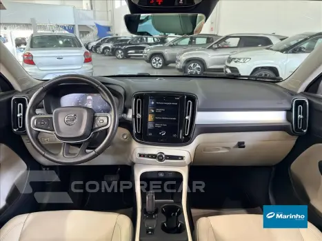 XC40 2.0 T5 GASOLINA MOMENTUM AWD GEARTRONIC