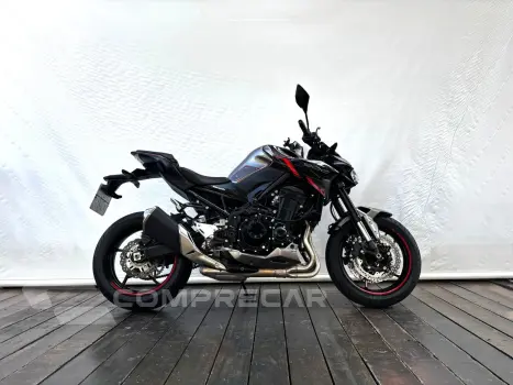 KAWASAKI Z900