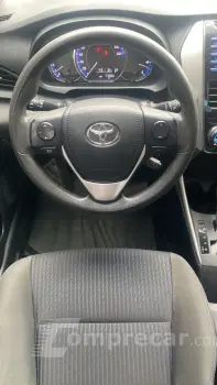 Yaris Sedan 1.5 16V 4P FLEX XLS MULTIDRIVE AUTOMÁTICO CVT