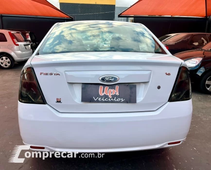FIESTA 1.6 MPI Sedan 8V