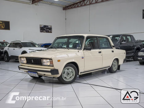 LAIKA 1.6 Sedan 8V