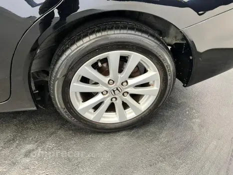 CIVIC SEDAN LXS 1.8/1.8 FLEX 16V AUT 4P